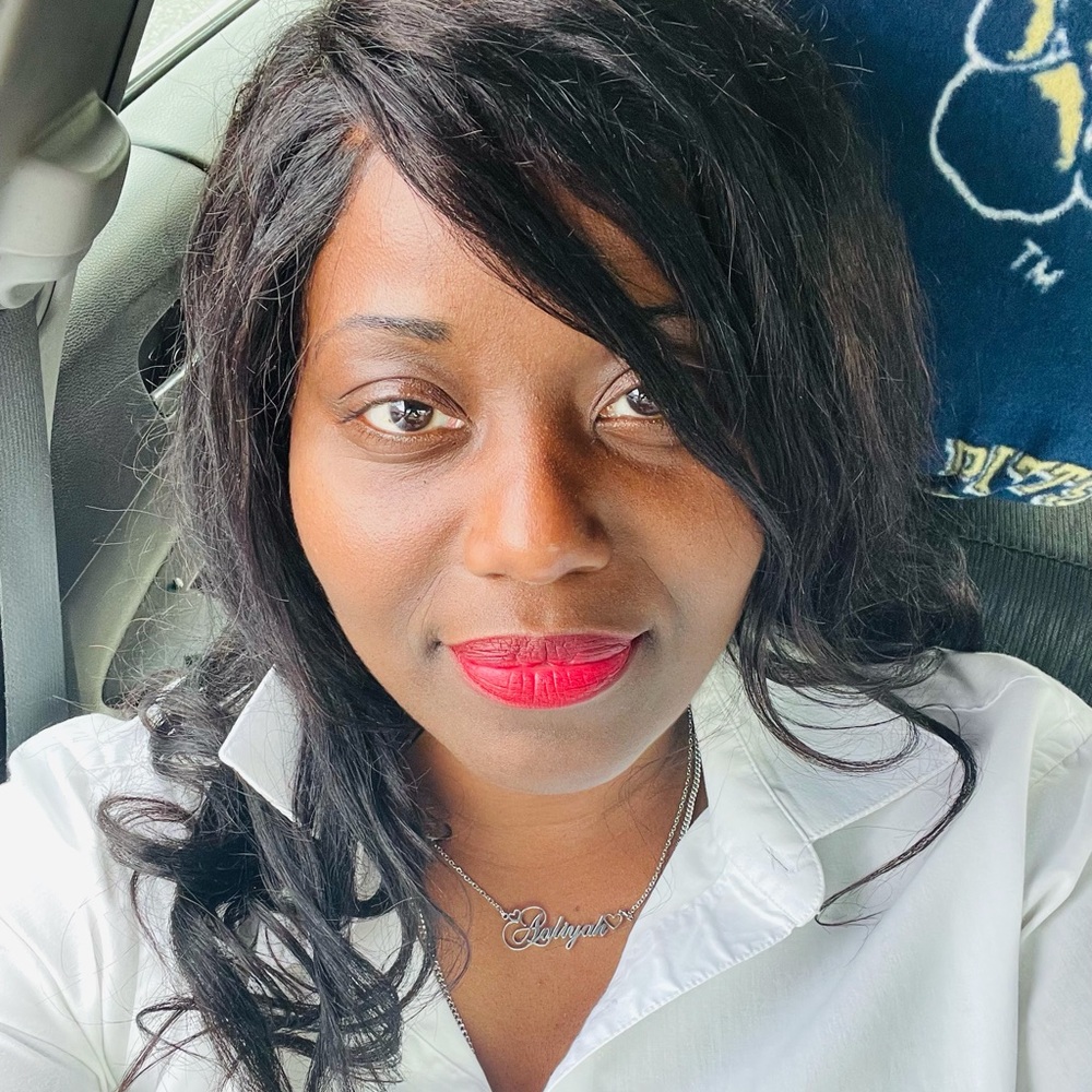 Meet your Posher, Rita